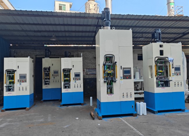粉末伺服成型機(jī)在電動(dòng)汽車、鋰電池、光伏產(chǎn)品中的應(yīng)用